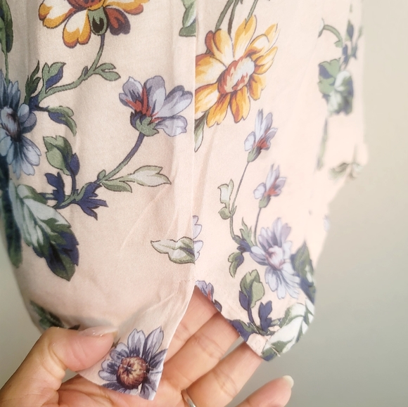 GERARD DAREL VALORA FLORAL-PRINT KNITTED V-NECK SHORT SLEEVE WOMEN'S SIZE MEDIUM - Picture 3 of 16